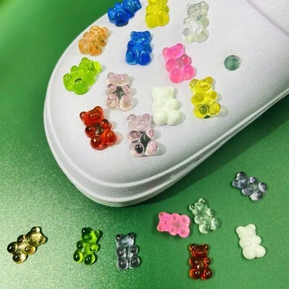 *NEW* 20-pcs Gummi Gummy Bear Candy Shoe Charms for Your Crocs - Picture 1 of 5